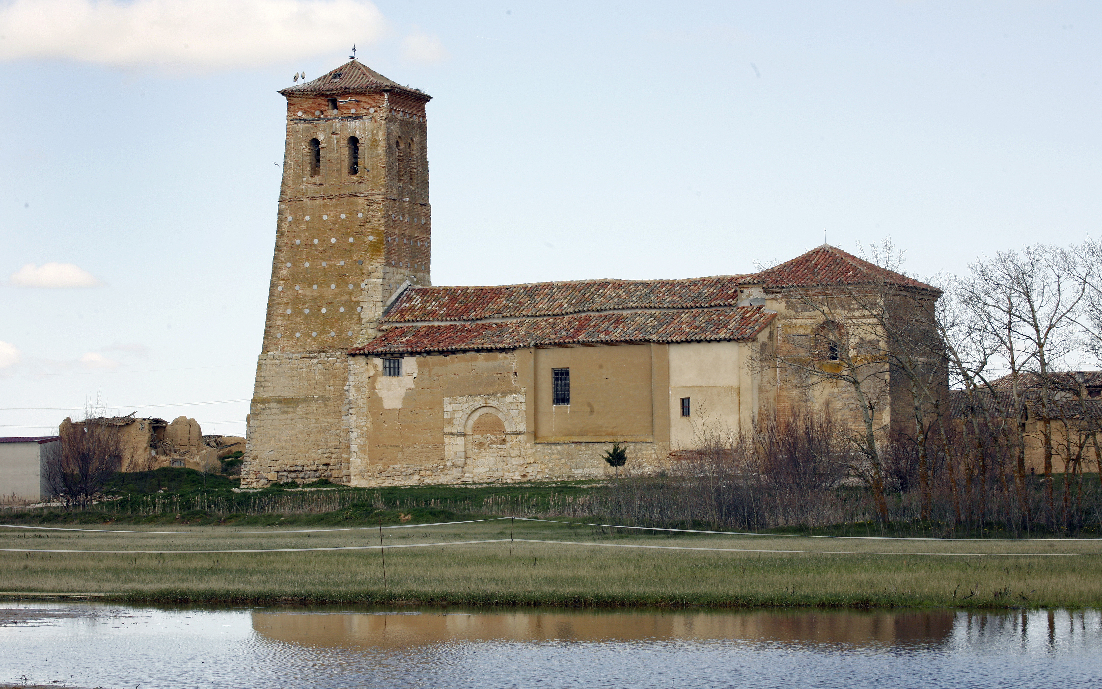 Iglesia parroquial de San Pedro Apóstol, Boada de Campos. Fotografía procedente de palenciaturismo.es