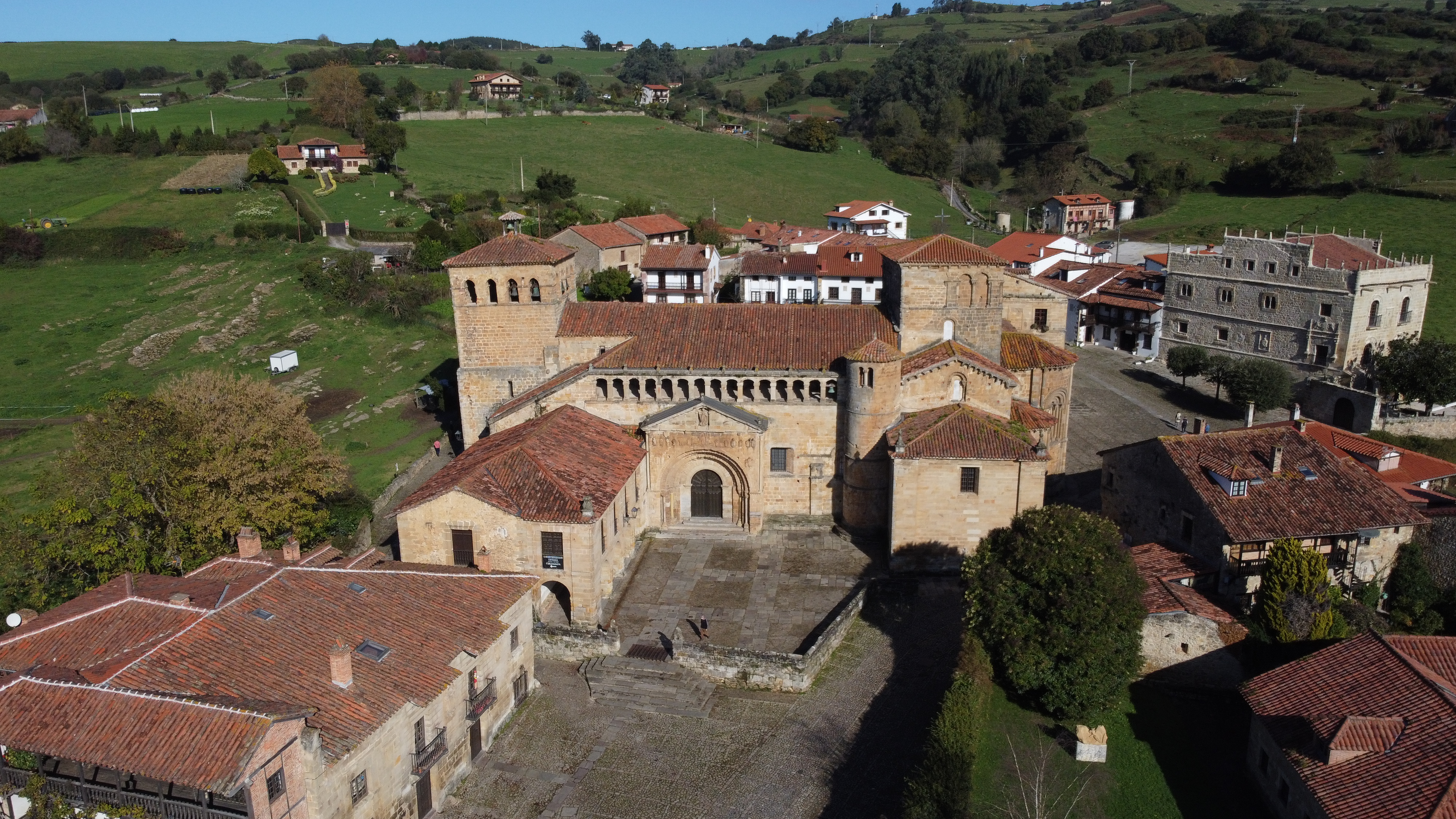 Colegiata de Santa Juliana (Fuente: Luis Fermín Turiel - Trabajo propio, CC BY-SA 4.0)