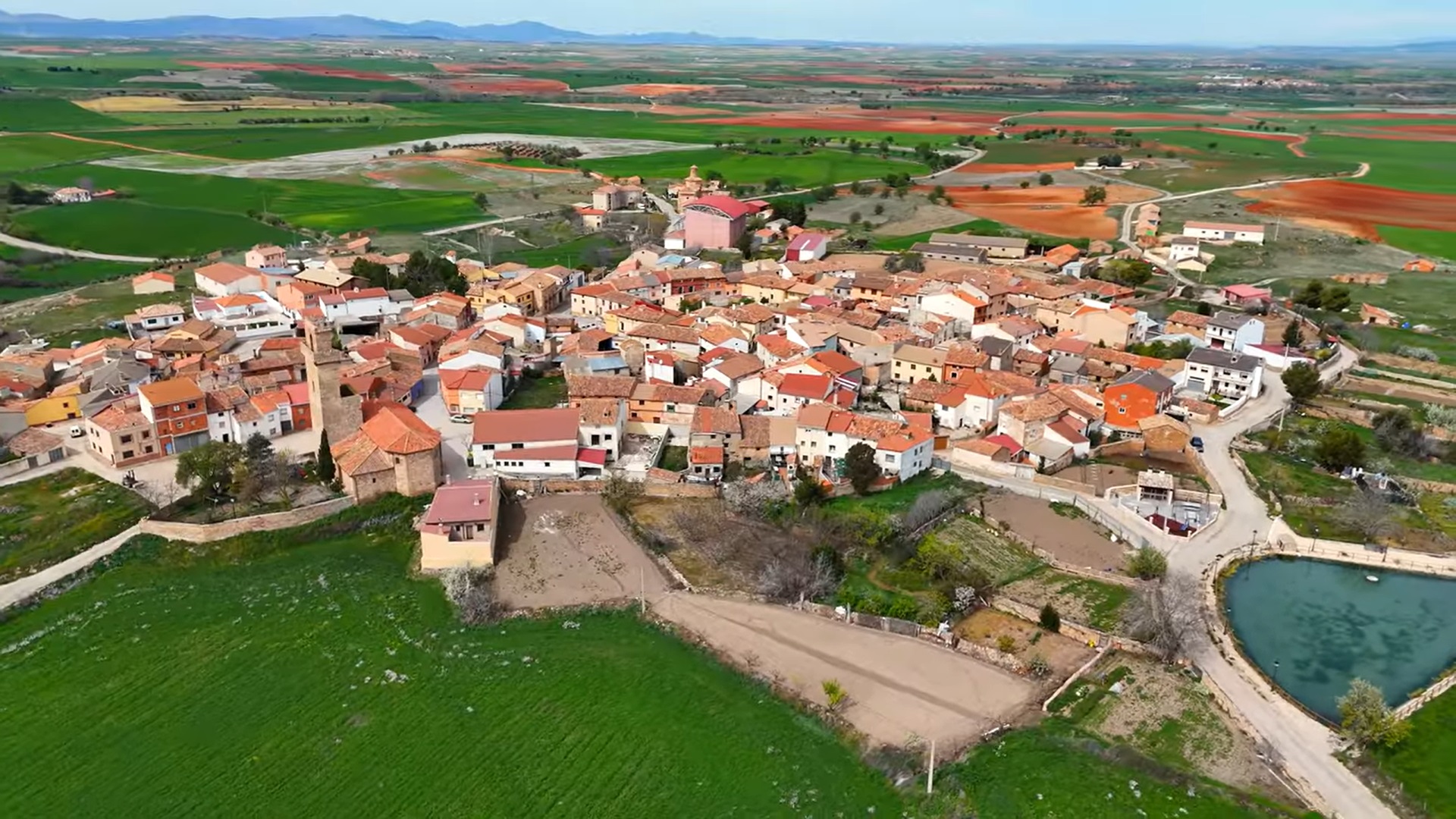 Vista aérea de Cucalón (Fuente: Así es Aragón, https://www.youtube.com).