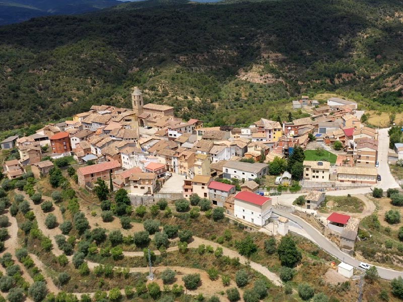 Vista aérea de Secastilla (fuente: https://turismoenaragon.com/item/secastilla/)