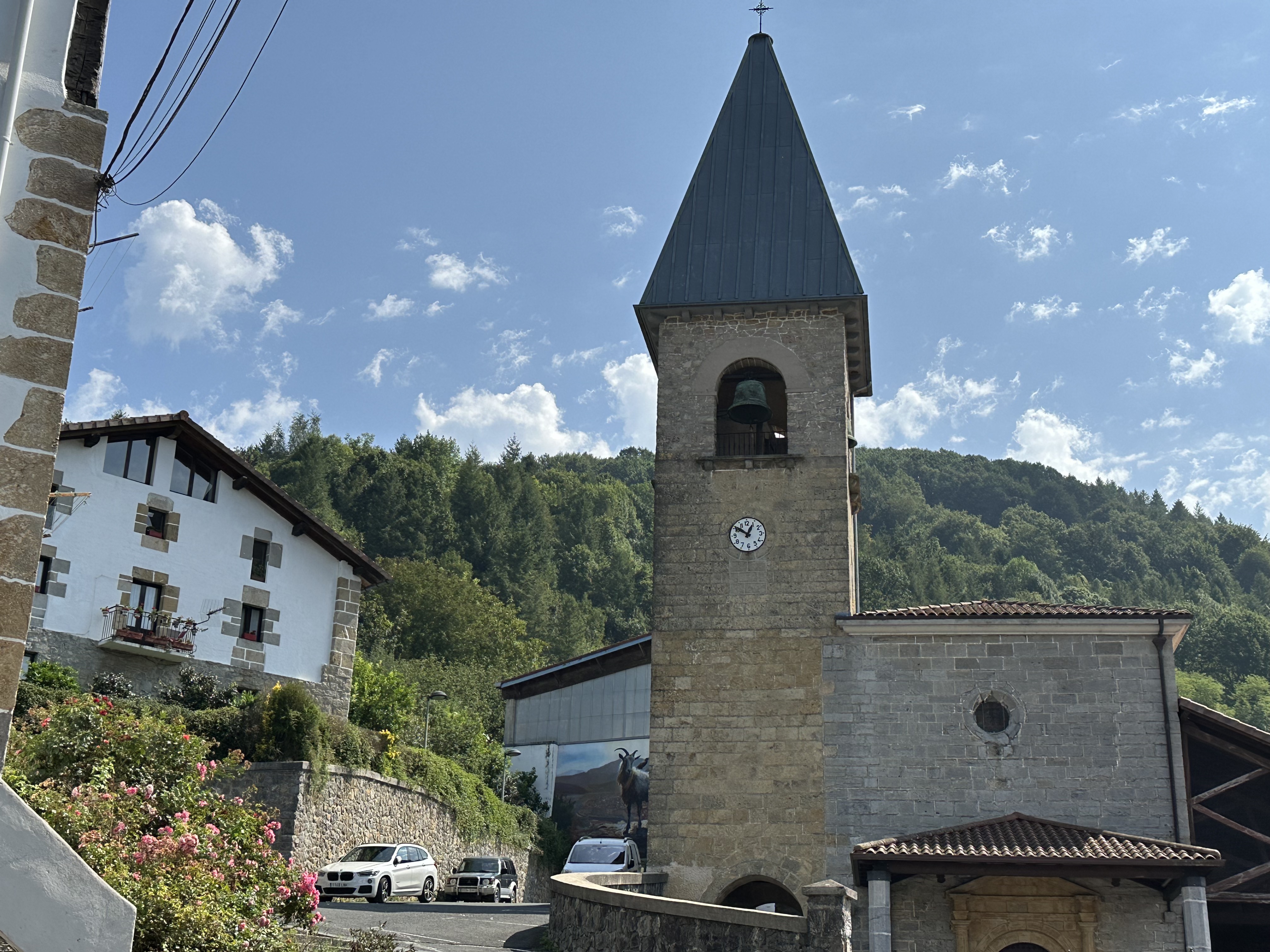 Belauntzako eliza. Patxi Salaberriren argazkia.