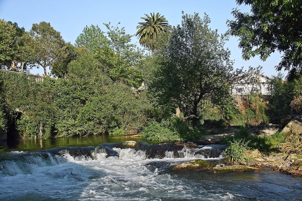 Rio Vizela nas Caldas de Vizela (Braga)